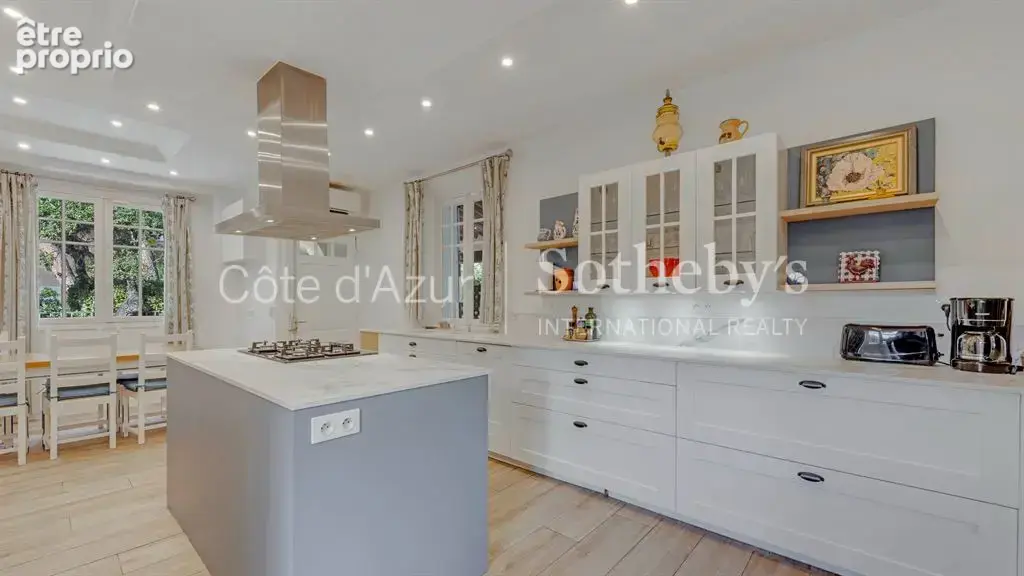 Exclusivité Côte d’Azur villa d’exception à Sainte-Maxime, proche mer et centre-ville - photo 15