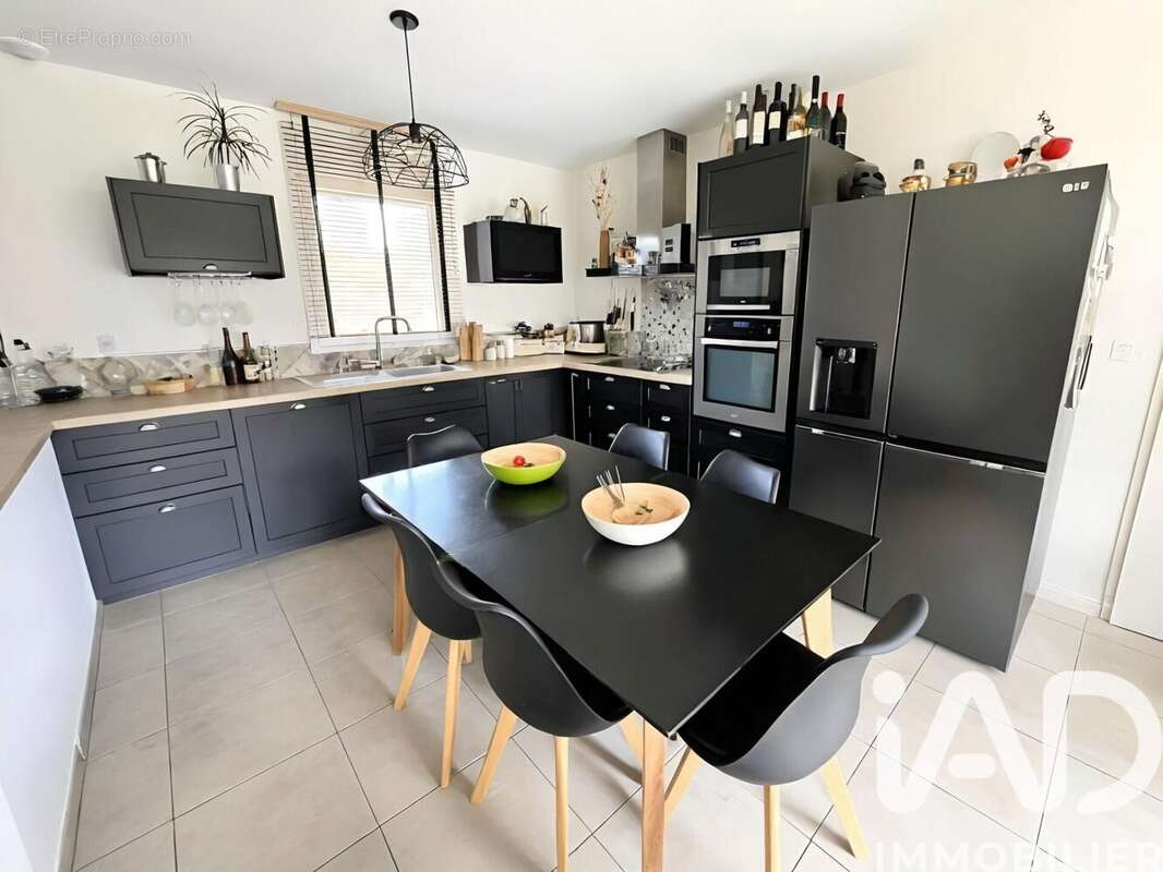 Maison 85 m² à Villenouvelle  - photo 4