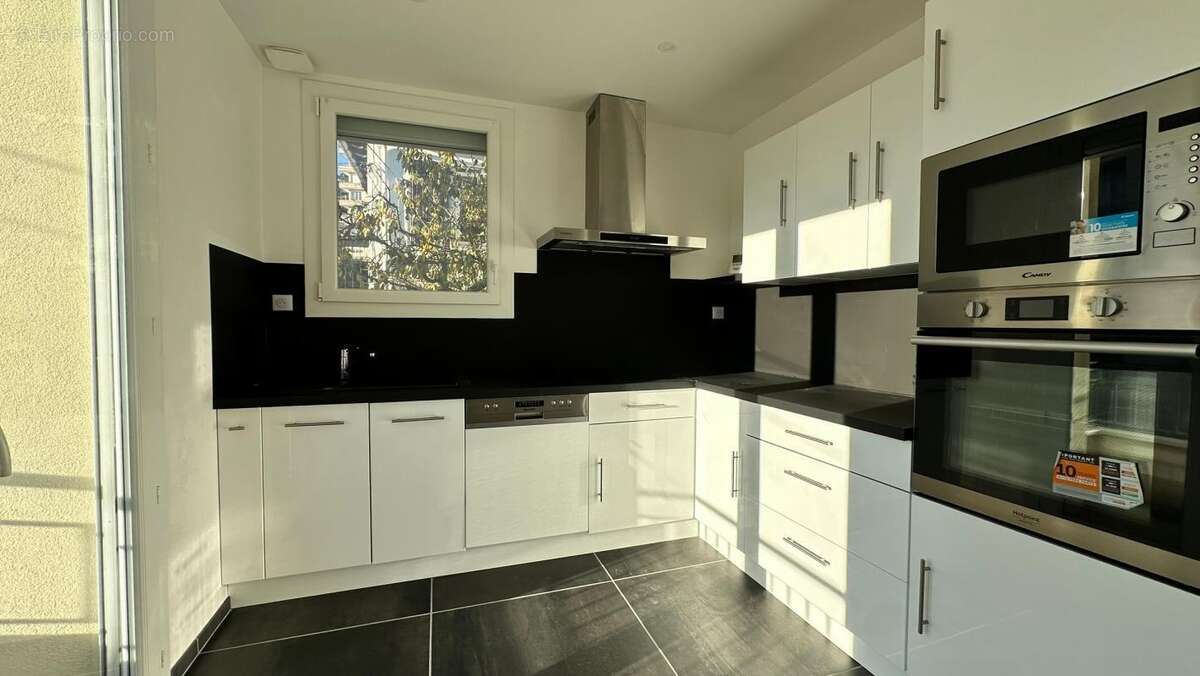 Maison à LE MONASTERE