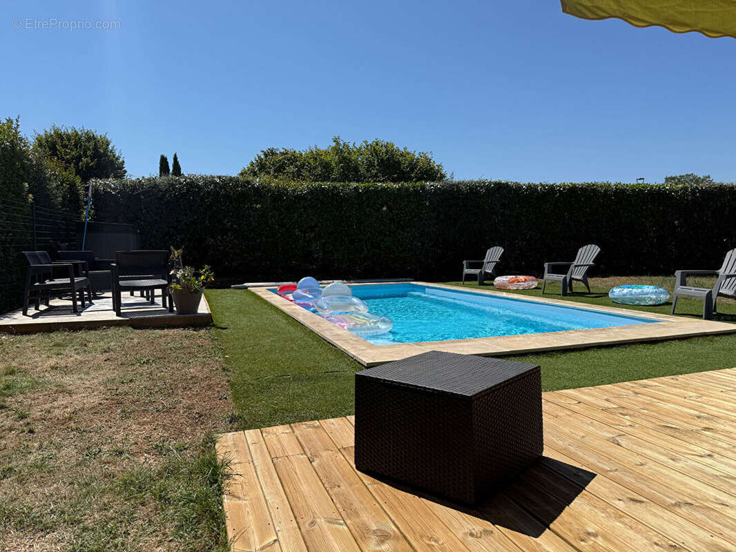 Maison à ROCHES-PREMARIE-ANDILLE