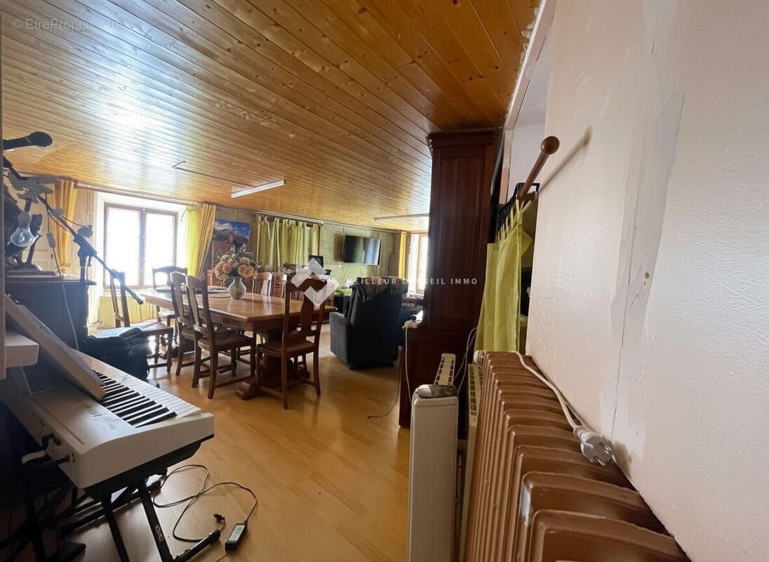 Appartement 221 m² à Modane  - photo 3