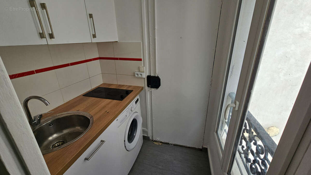 Appartement à PARIS-18E