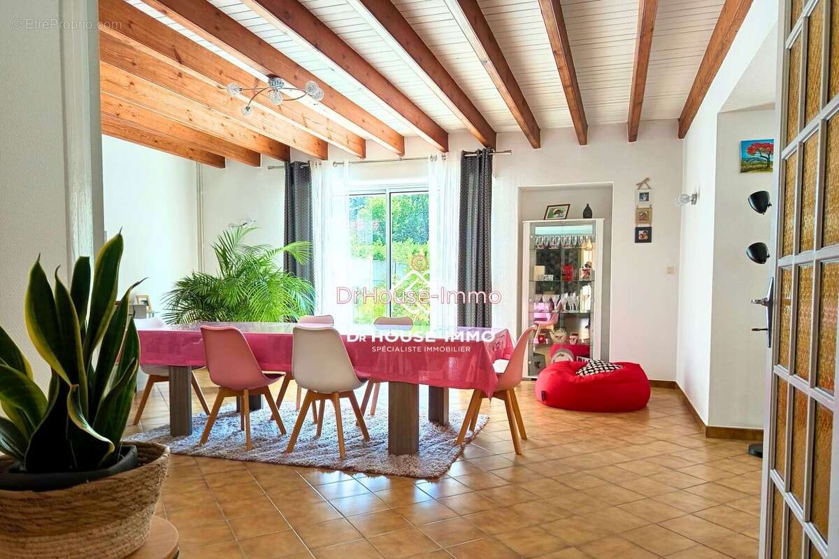 Maison à NALLIERS