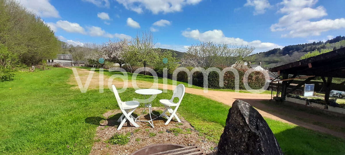 Maison à MOUX-EN-MORVAN