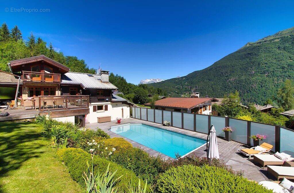 Maison à LES HOUCHES