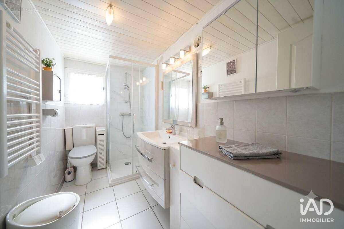 Maison 88 m² à Noyarey  - photo 6