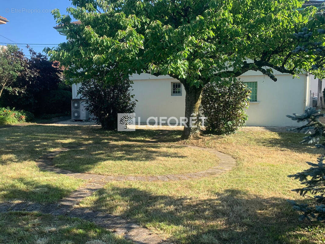 Maison à CALUIRE-ET-CUIRE