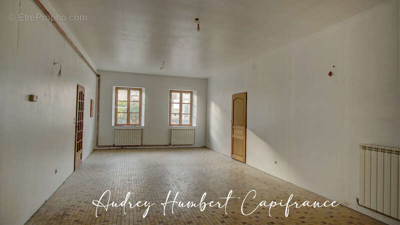 Maison à SAINT-MAURICE-SOUS-LES-COTES