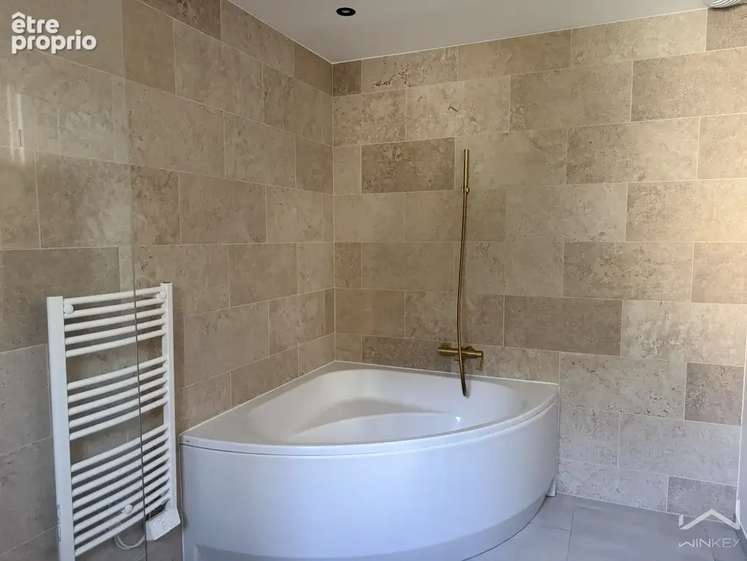 Le garn -  - maison plain pied - 108m2 -3 chambres -  807m2 de terrain - piscine - garage - photo 23