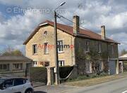 Maison à AMBLY-FLEURY