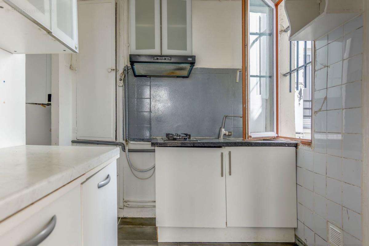 Appartement à PARIS-2E