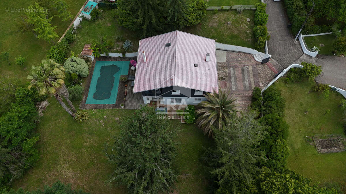 Maison à MOUGUERRE