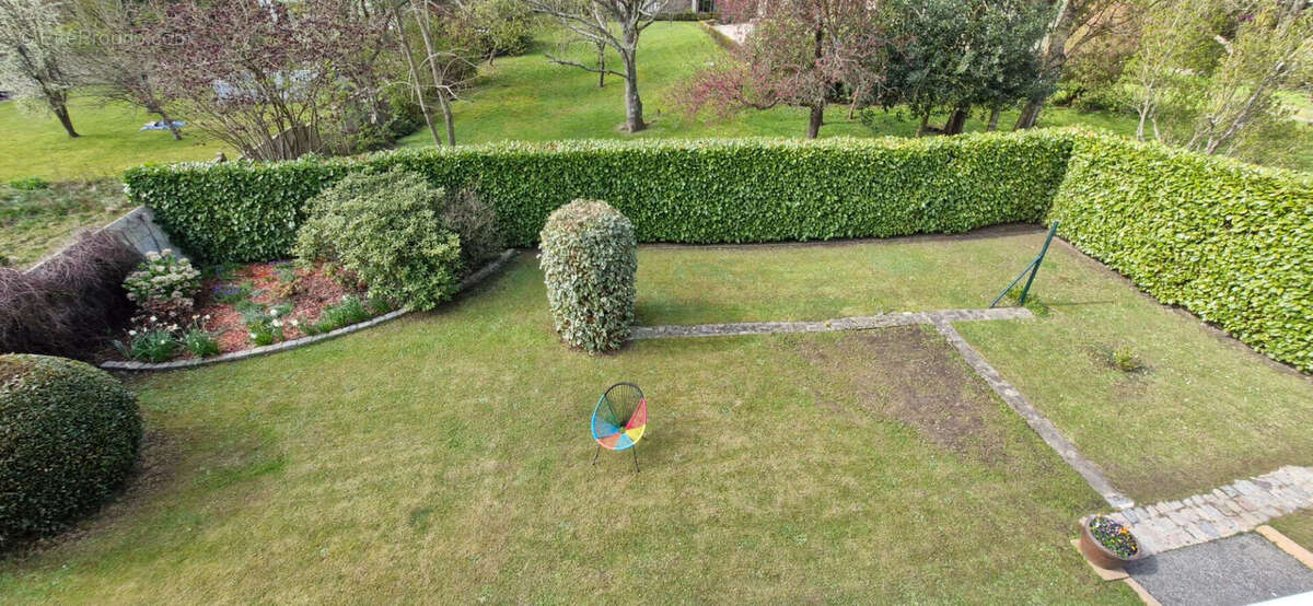 Maison à LILLEBONNE