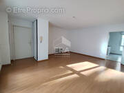 Appartement à DEVILLE-LES-ROUEN