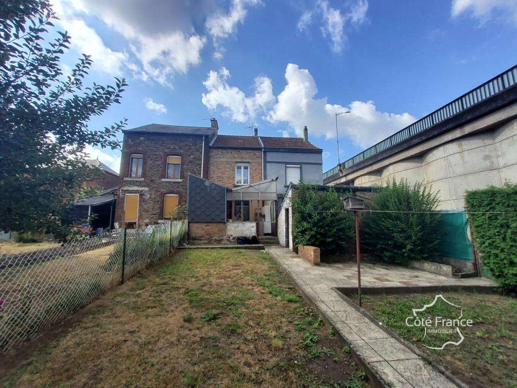 À vendre Revin 08   Maison deux chambres, jardin et garage - photo 8