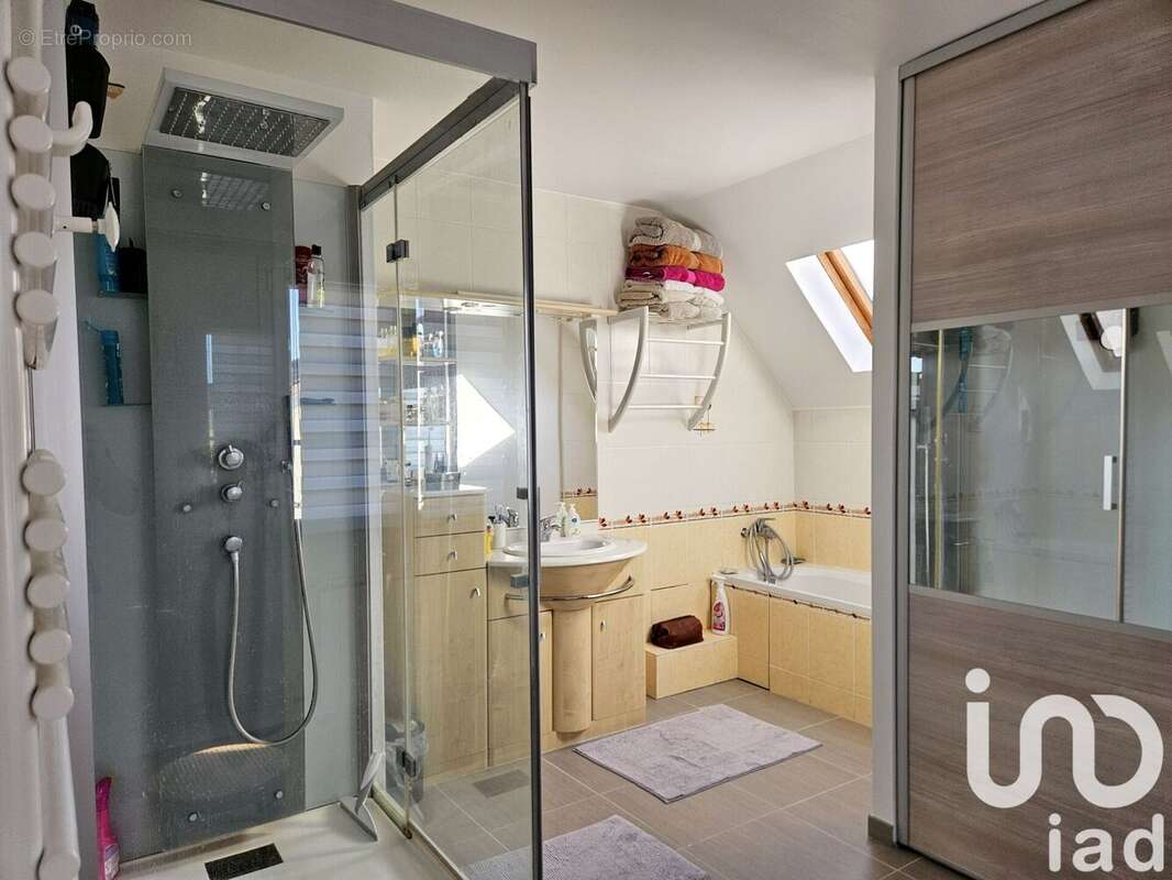 Photo 8 - Maison à ARC-SUR-TILLE