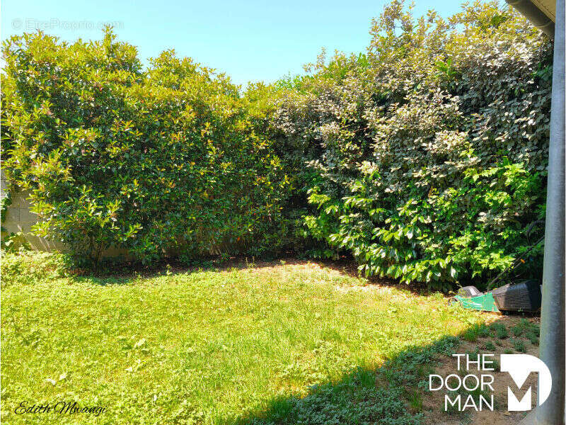 Maison à MONDONVILLE