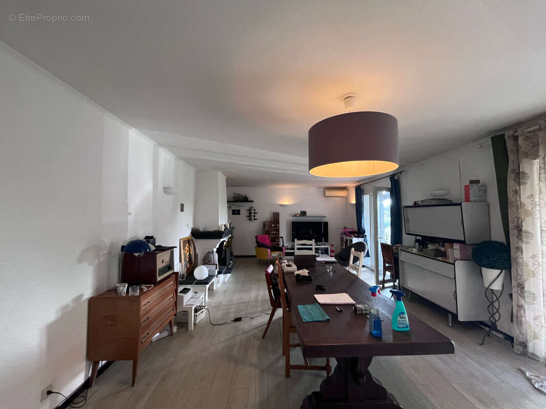 Maison à LA VALETTE-DU-VAR