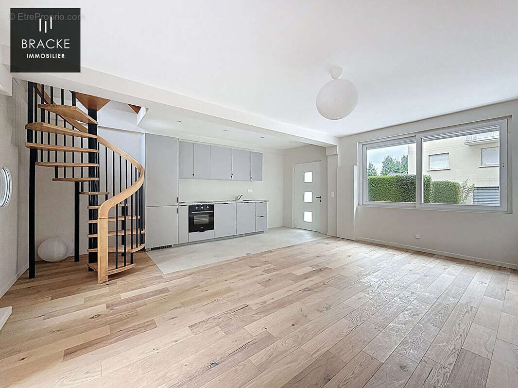 Maison à ASNIERES-SUR-SEINE