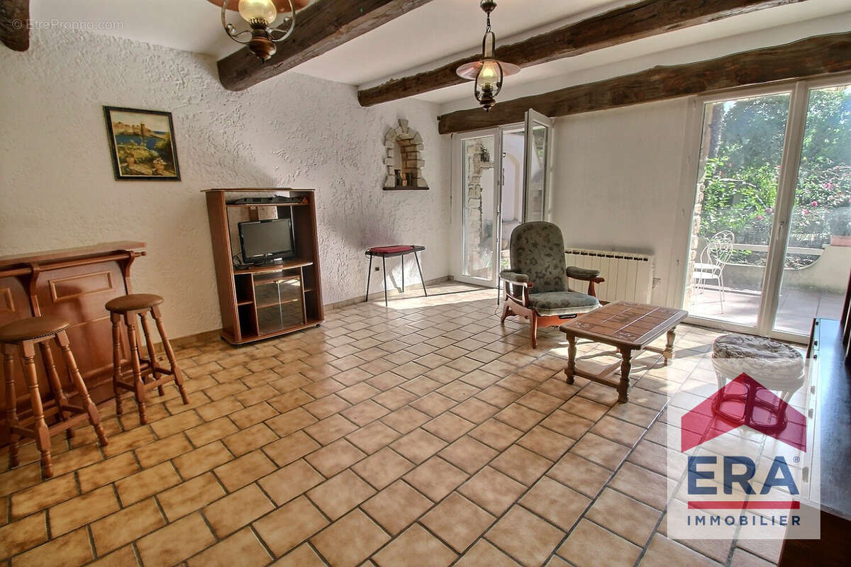 Maison à JONQUIERES