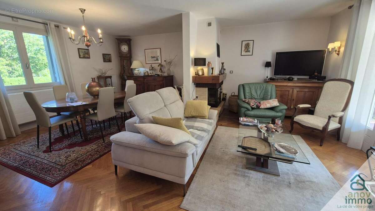 Maison à MOUTHIERS-SUR-BOEME