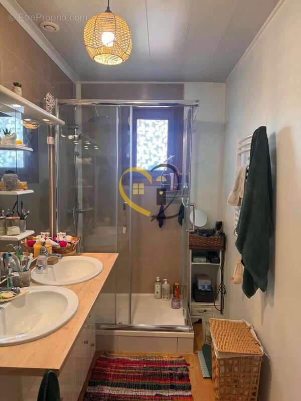 Maison 100 m2 de plain-pied entièrement rénovée – Aubigny-sur-Nère - photo 10