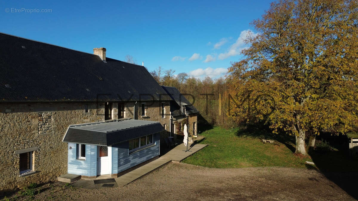 Maison à MONTS-EN-BESSIN