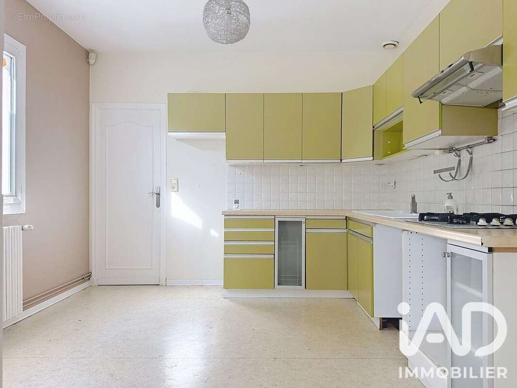 Maison 126 m² à Saint-Gervais  - photo 4
