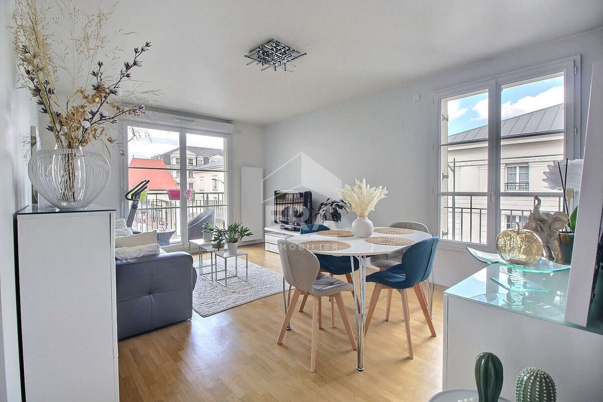 Appartement à LE PLESSIS-ROBINSON