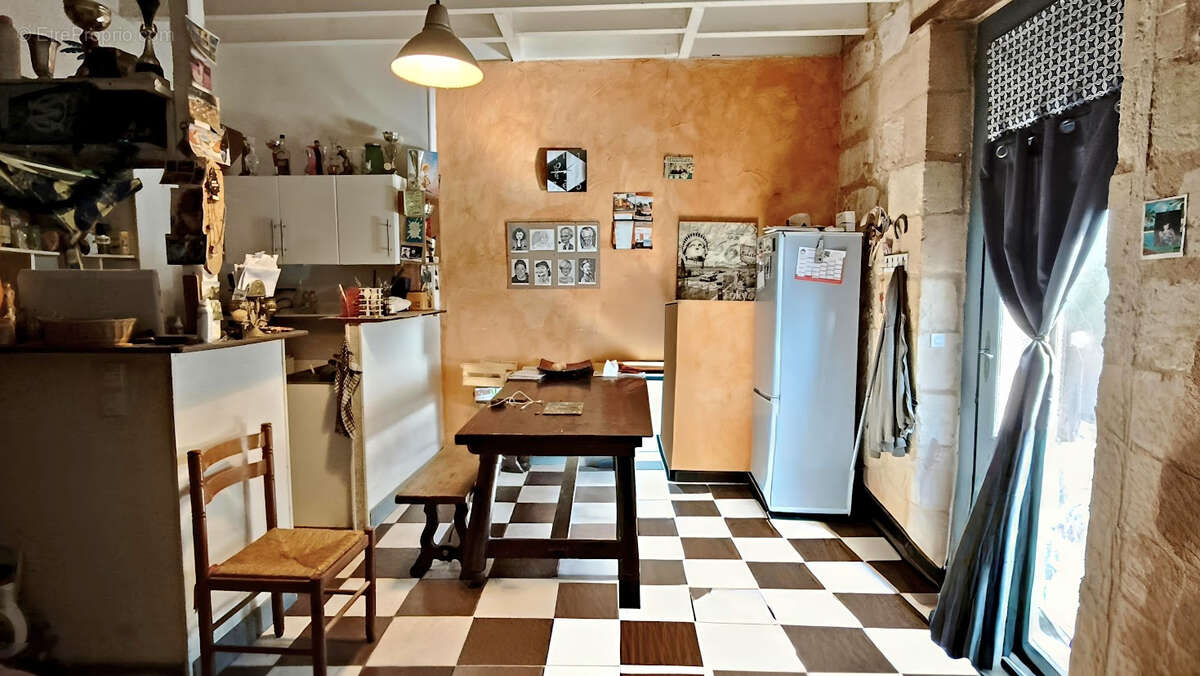 Maison à BAYON-SUR-GIRONDE