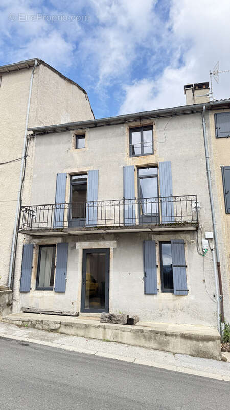 Maison à LE POMPIDOU