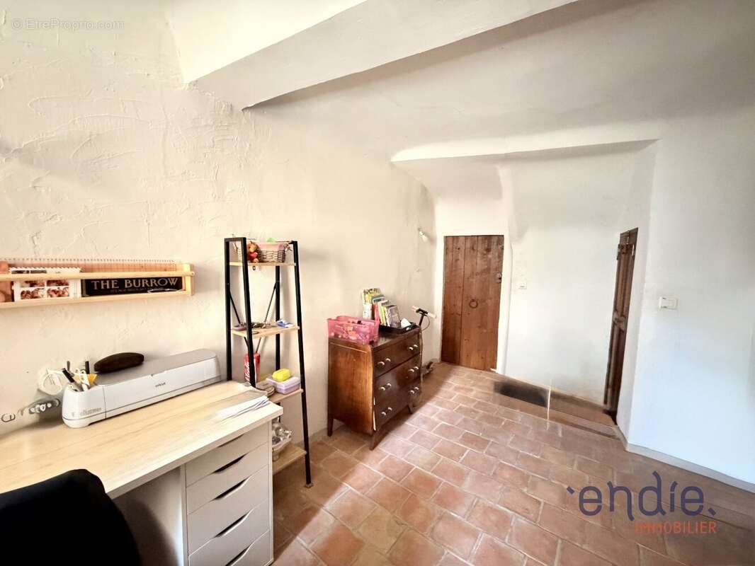 Maison à LORGUES