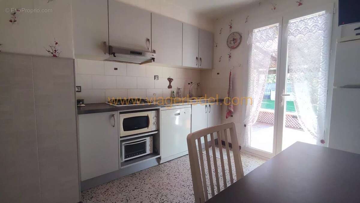 Réf. annonce : 9970.L - VIAGER OCCUPE - ISTRES (13) - photo 2