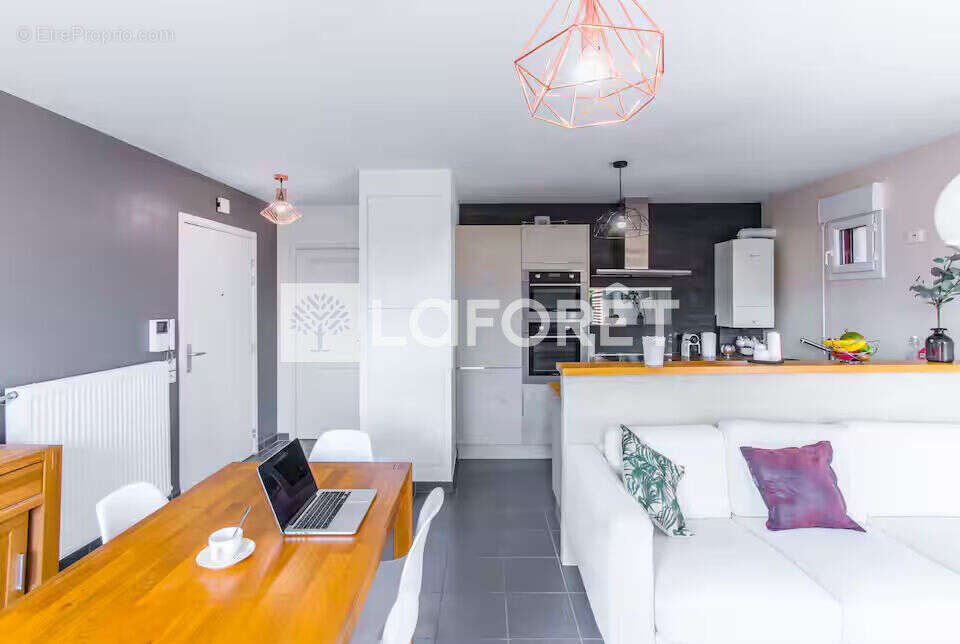 Appartement à VITRY-SUR-SEINE