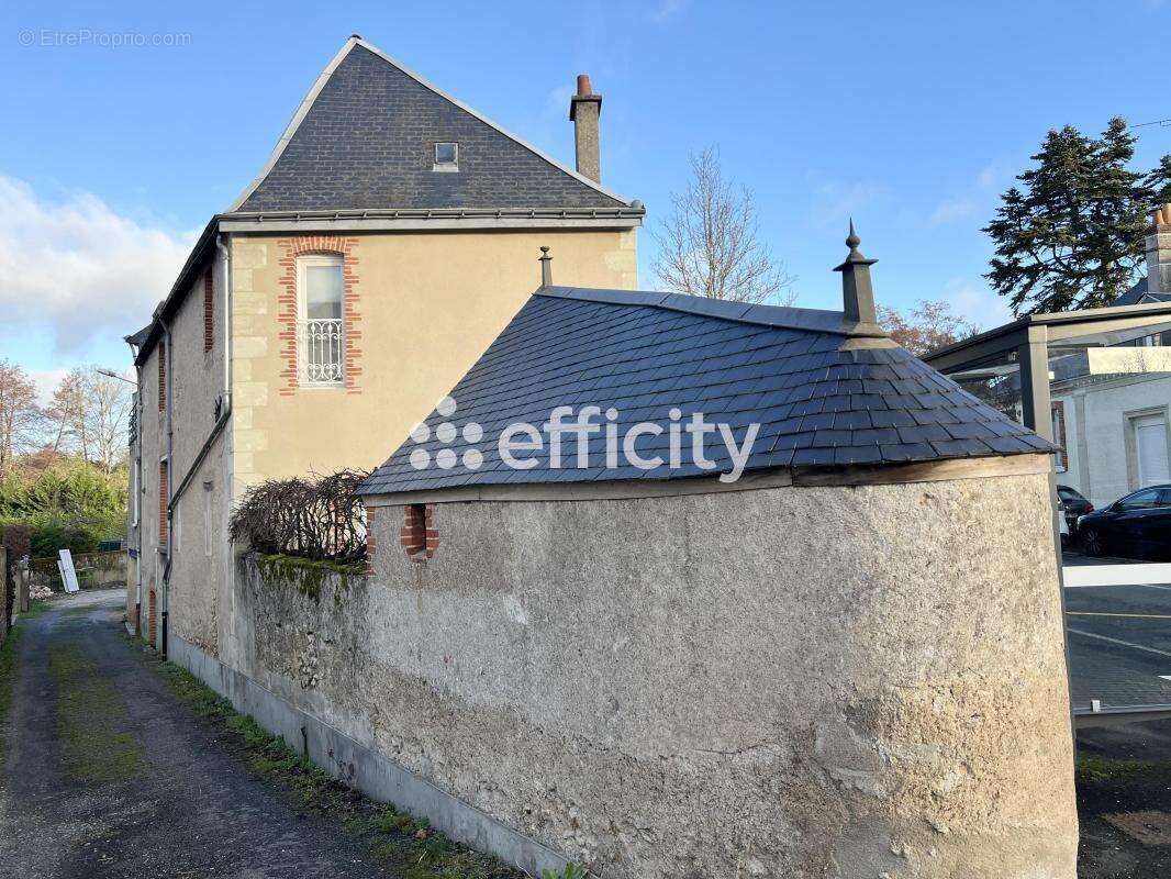 Appartement à LA MEMBROLLE-SUR-CHOISILLE