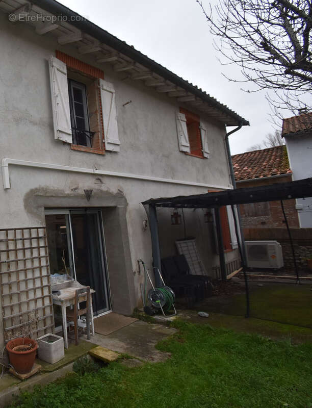 Maison à CINTEGABELLE