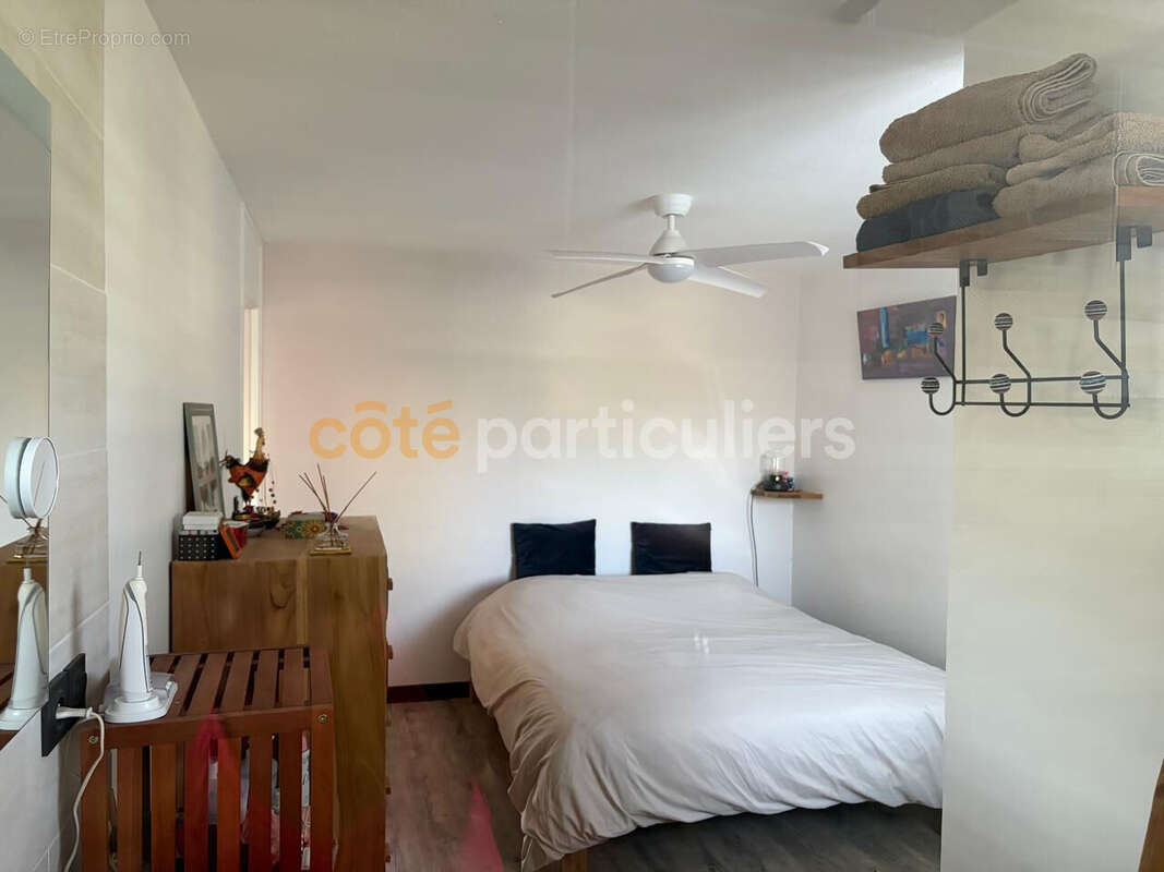 À VENDRE -T2 en rez-de-jardin  résidence avec piscine LE GOSIER - photo 12