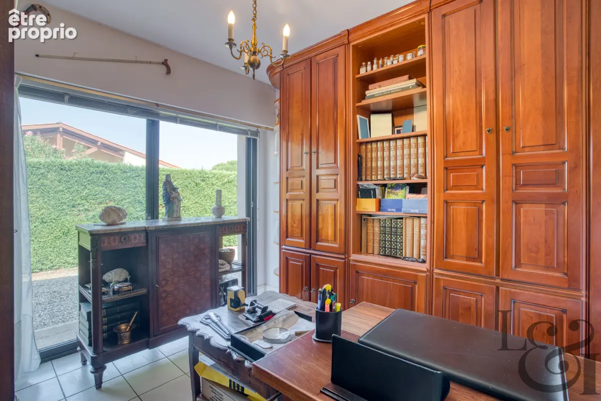 Villa traditionnelle avec garage attenant à vendre à Villeneuve-sur-Lot - photo 13