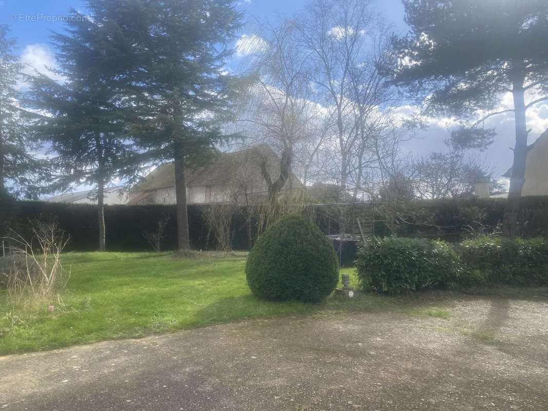 Terrain à GOMETZ-LA-VILLE