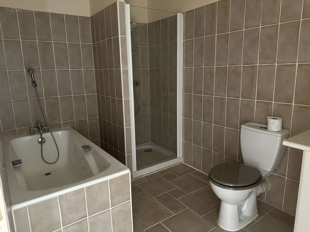 Maison à LIGNIERES-SONNEVILLE