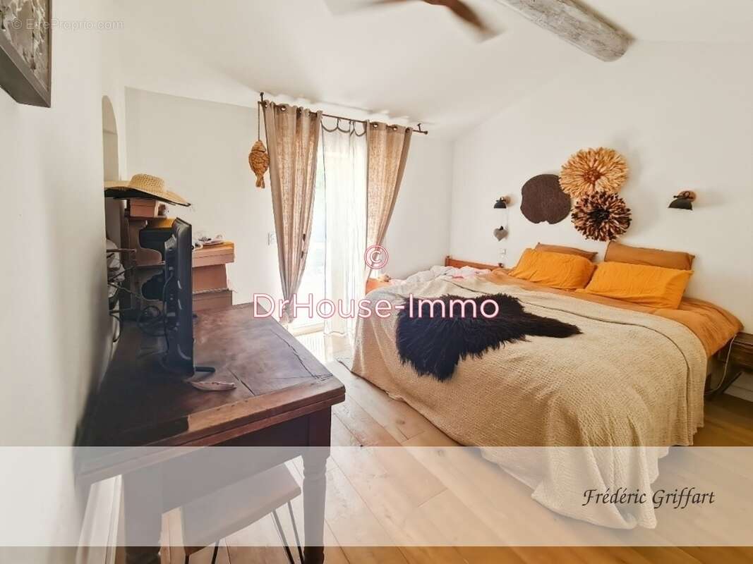 Maison à GREOUX-LES-BAINS