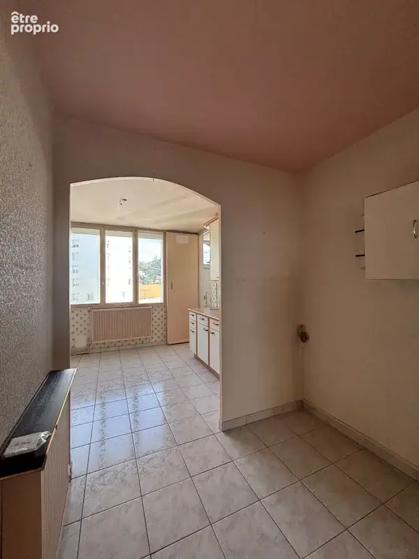 Appart T3  66.11 m² Bourg les valence - photo 2