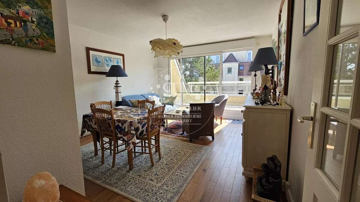 Secteur pinède - duplex traversant t3 avec terrasse - photo 2