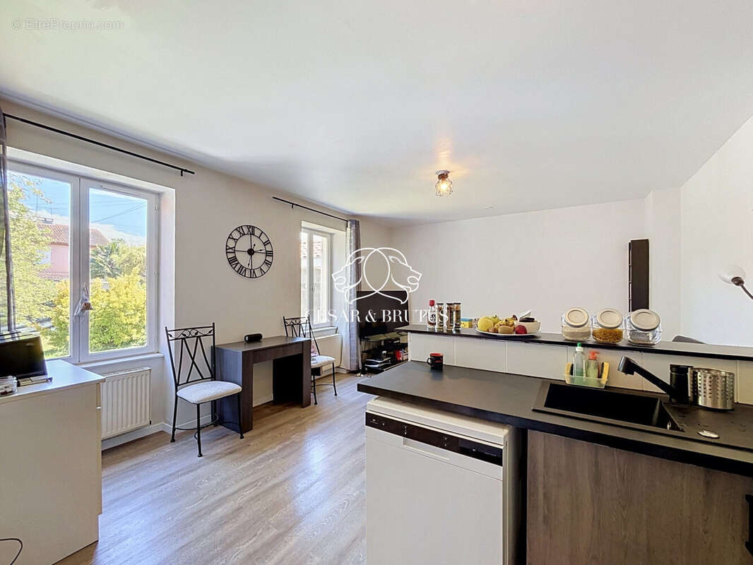 Maison 62 m² à Villefranche-Sur-Saone  - photo 3