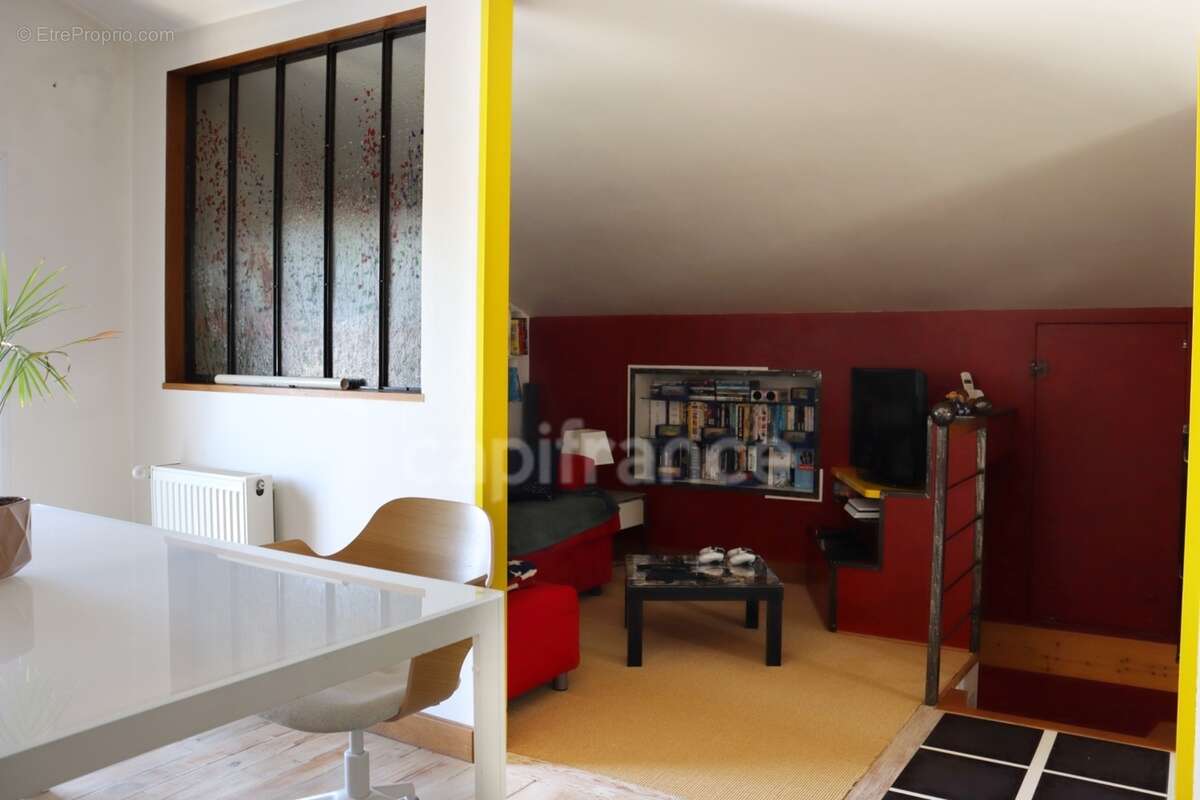 Maison de 116 m² - 4 chambres - proche services à pieds - garage -piscine - photo 21