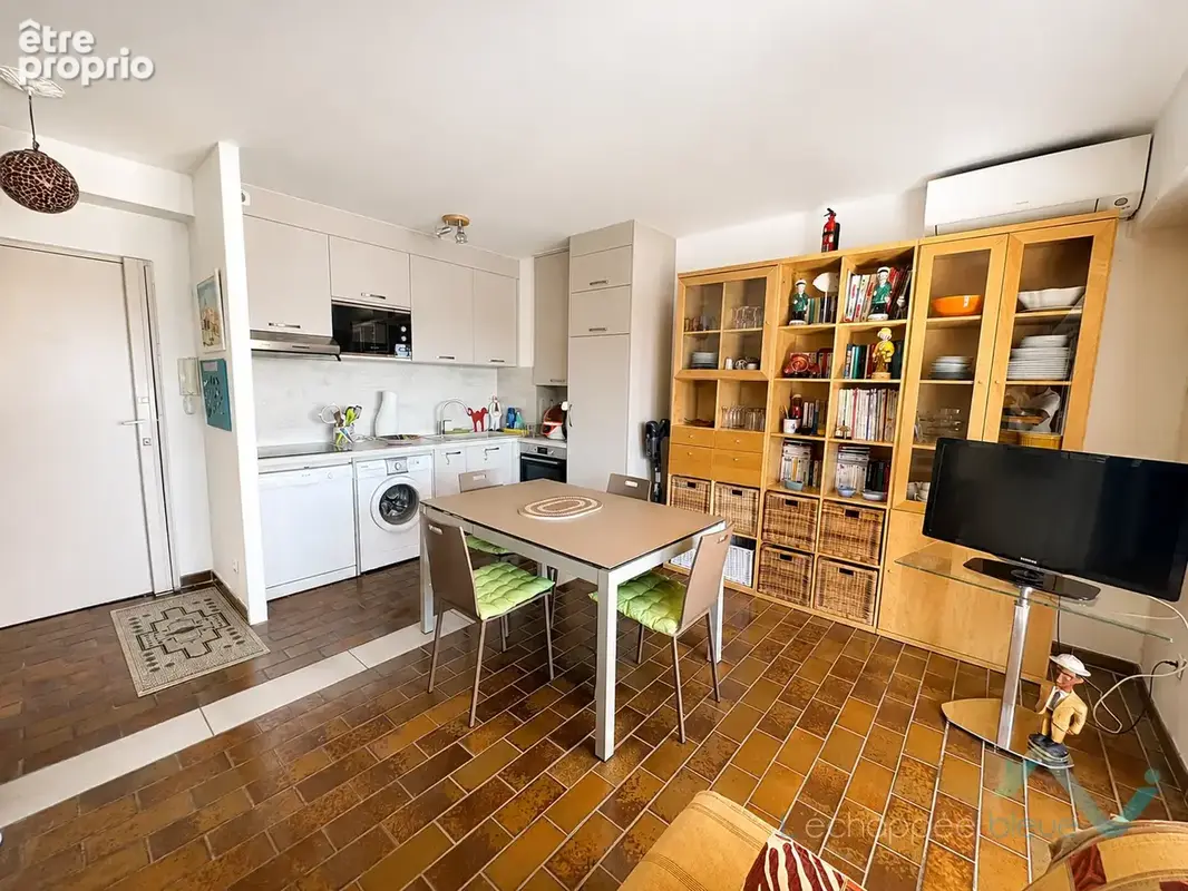 Vente t2 hyeres terrasse parking hyeres port vue mer - photo 5
