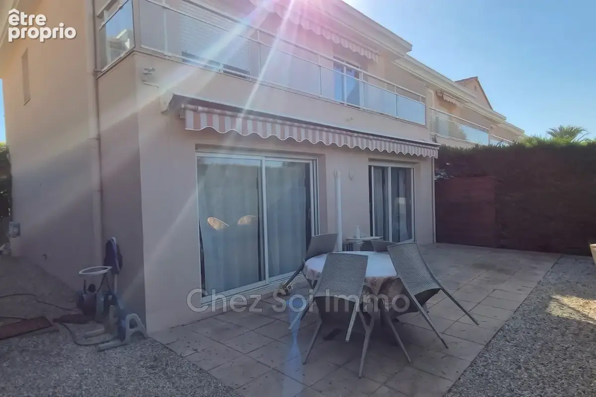 Maison 4 pièces 100 m² à vendre à Saint-Laurent-Du-Var (06700) - photo 2
