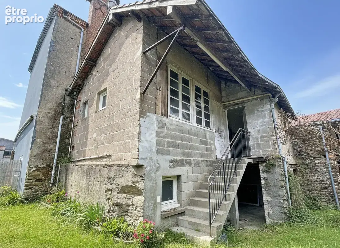 Maison Beaupreau En Mauges 7 pièce(s) 154 m2 - photo 1