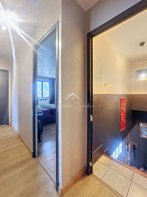 Maison f7 150 m2 sur terrain de 460 m2 - photo 11