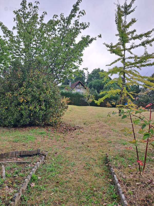 Maison à ARNAC-POMPADOUR